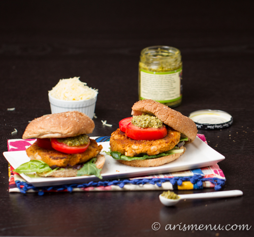 Sun-dried Tomato & Basil White Bean Burgers #vegan #glutenfree via arismenu.com