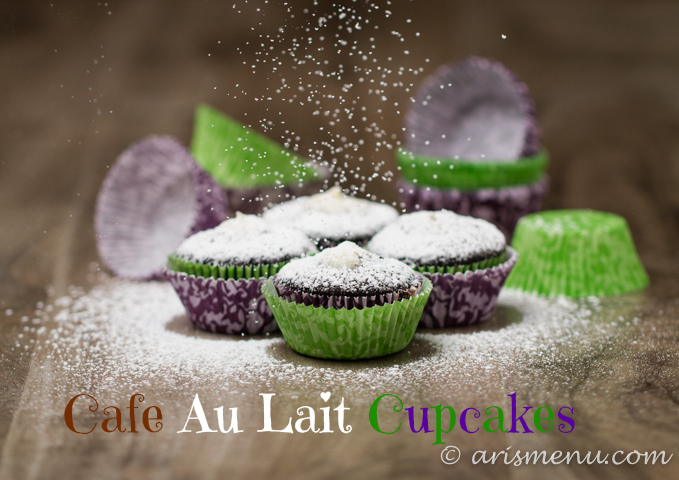Cafe Au Lait Cupcakes: Ultra soft espresso cupcakes with a to die for cream filling