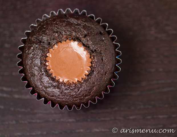 Chocolate Peanut Butter Cup Cupcakes