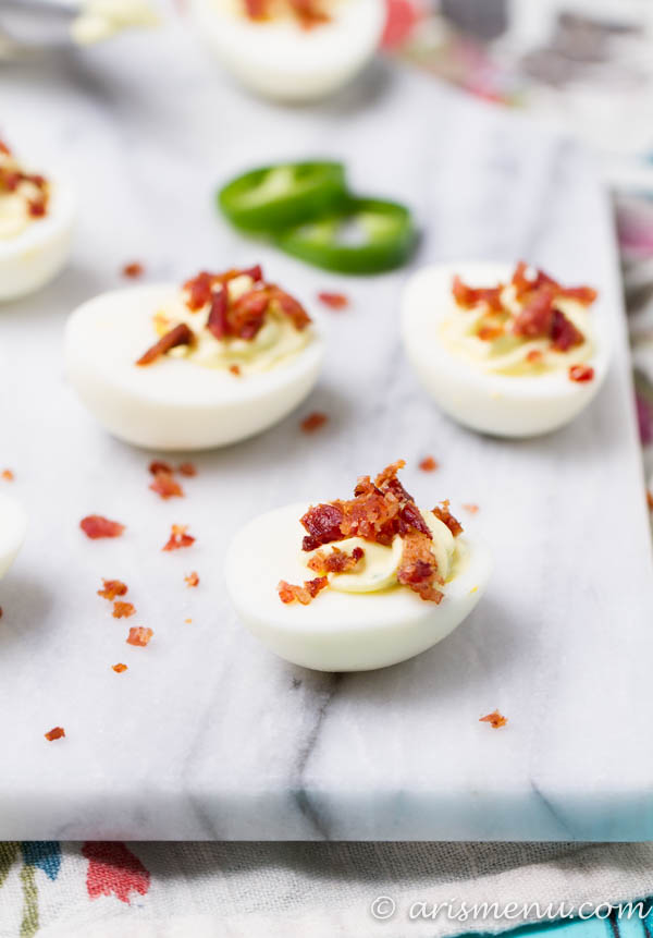 Jalapeno Popper Deviled Eggs: Bold, spicy and delicious with tons of flavor and NO mayo make this snack both healthy and crave-able!