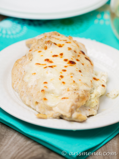Lasagna Baked Chicken: Healthy, easy, delicious and low-carb baked chicken with all the flavor and comfort of classic lasagna!